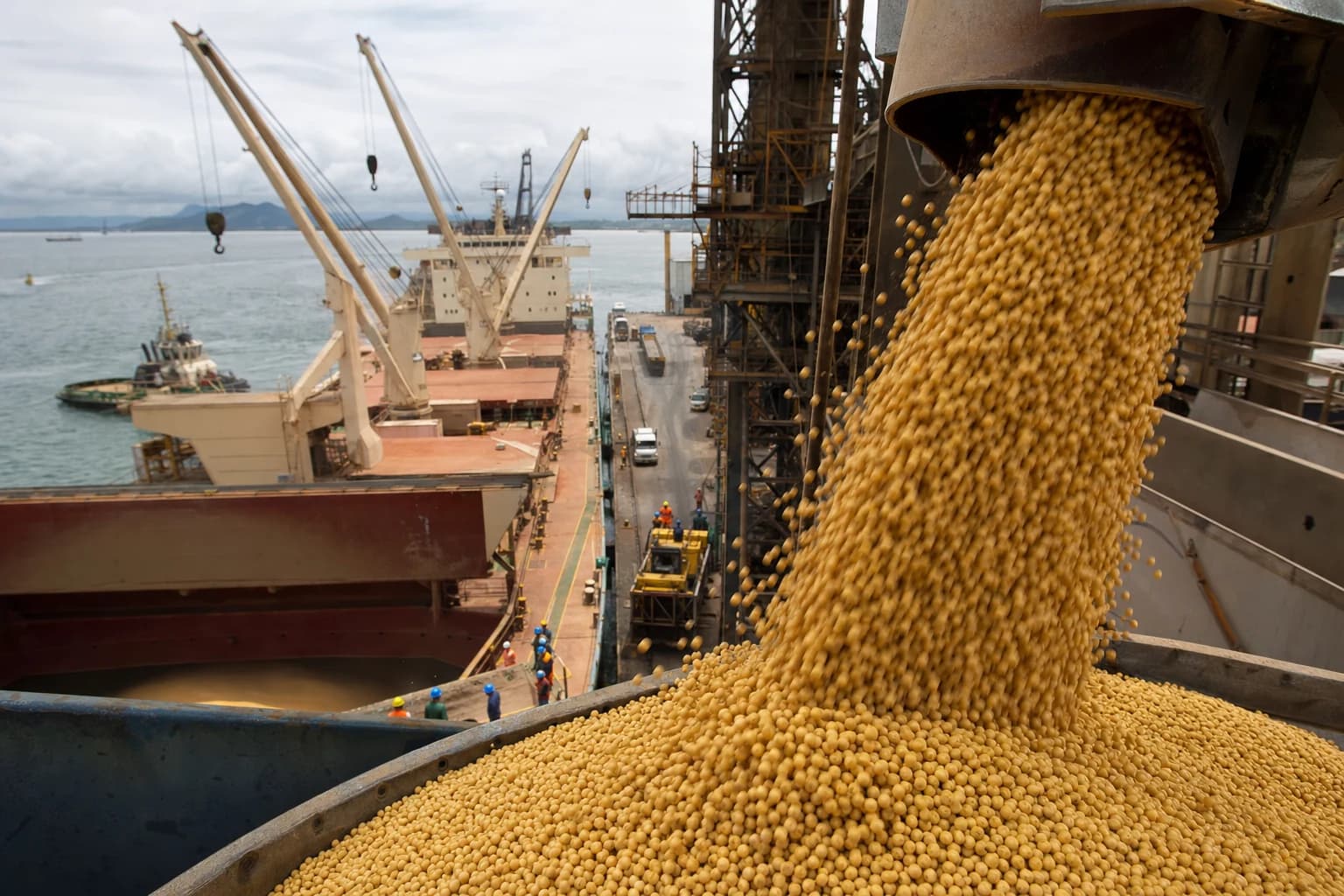 Superávit comercial de maio chega a US$ 7,82 bilhões com soja em alta