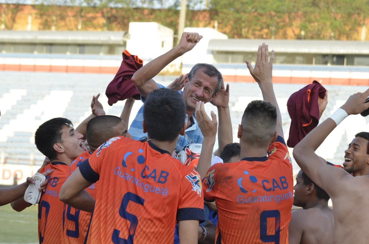 Futebol sem bola? Conhe&ccedil;a o ilustre fil&oacute;sofo e t&eacute;cnico Dado de Oliveira